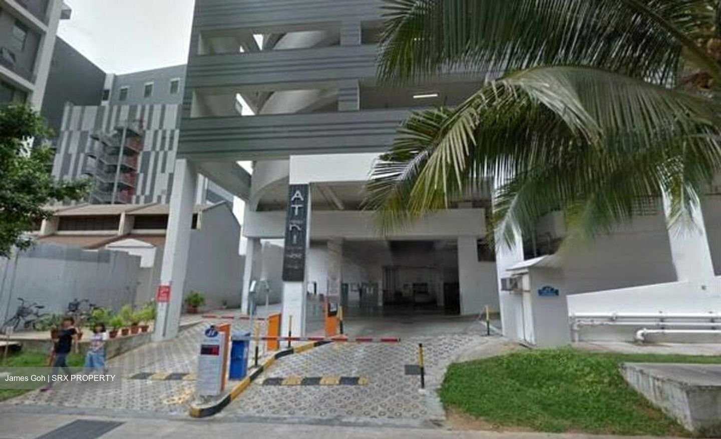 Island Club Road (D20), Retail #456639961